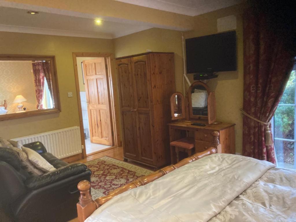 Evergreen Bed & Breakfast Swords Luaran gambar