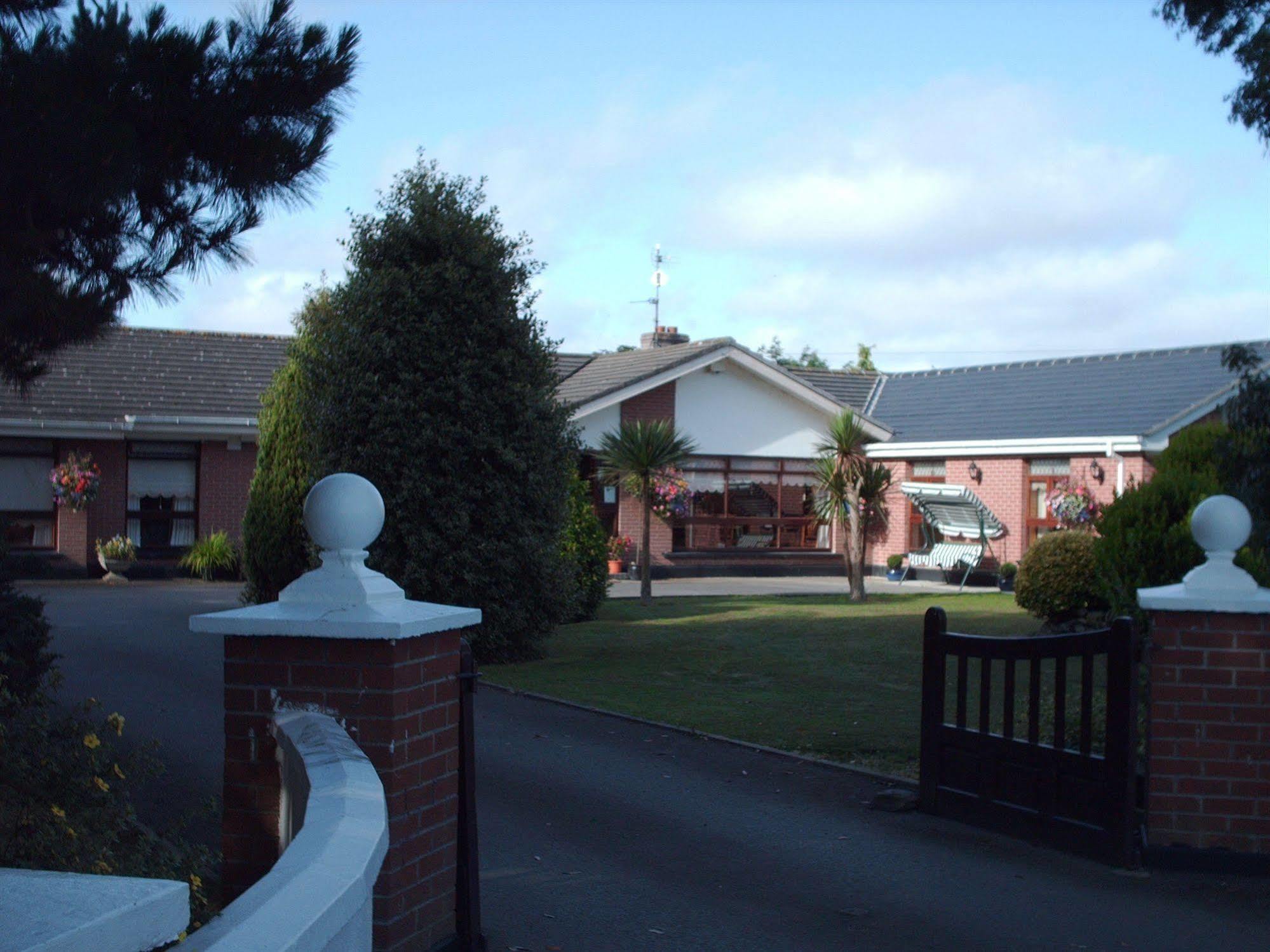 Evergreen Bed & Breakfast Swords Luaran gambar