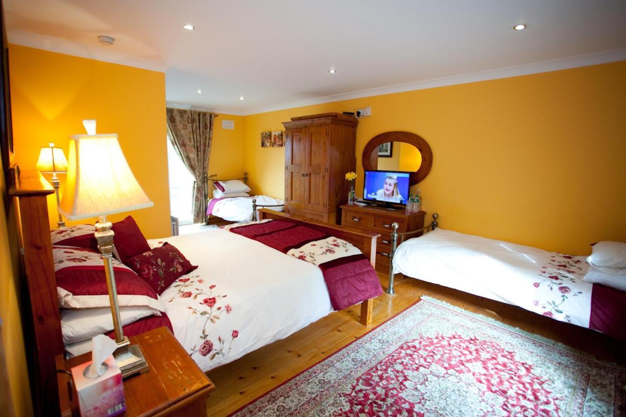Evergreen Bed & Breakfast Swords Luaran gambar